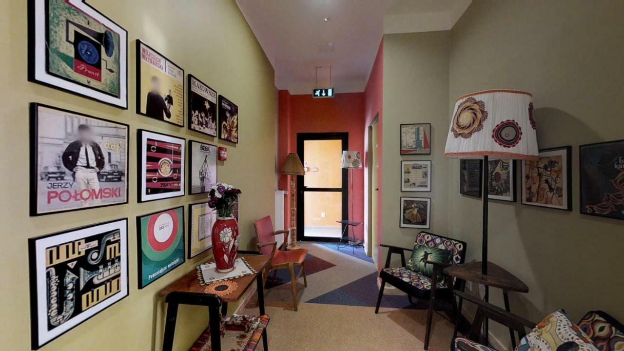 Press Hostel Варшава Екстериор снимка