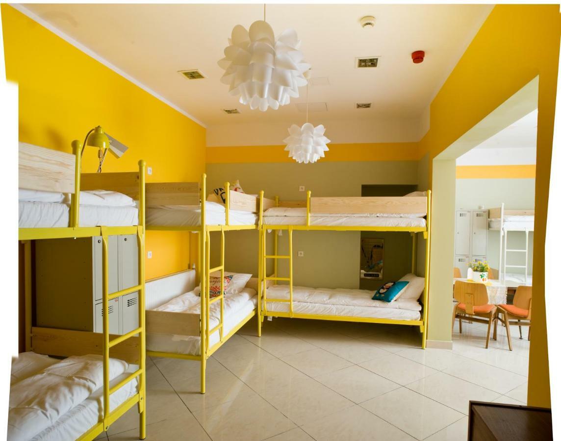 Press Hostel Варшава Екстериор снимка