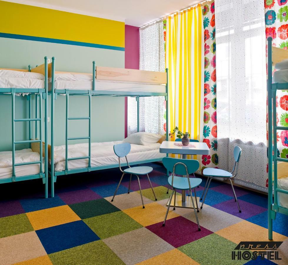 Press Hostel Варшава Екстериор снимка
