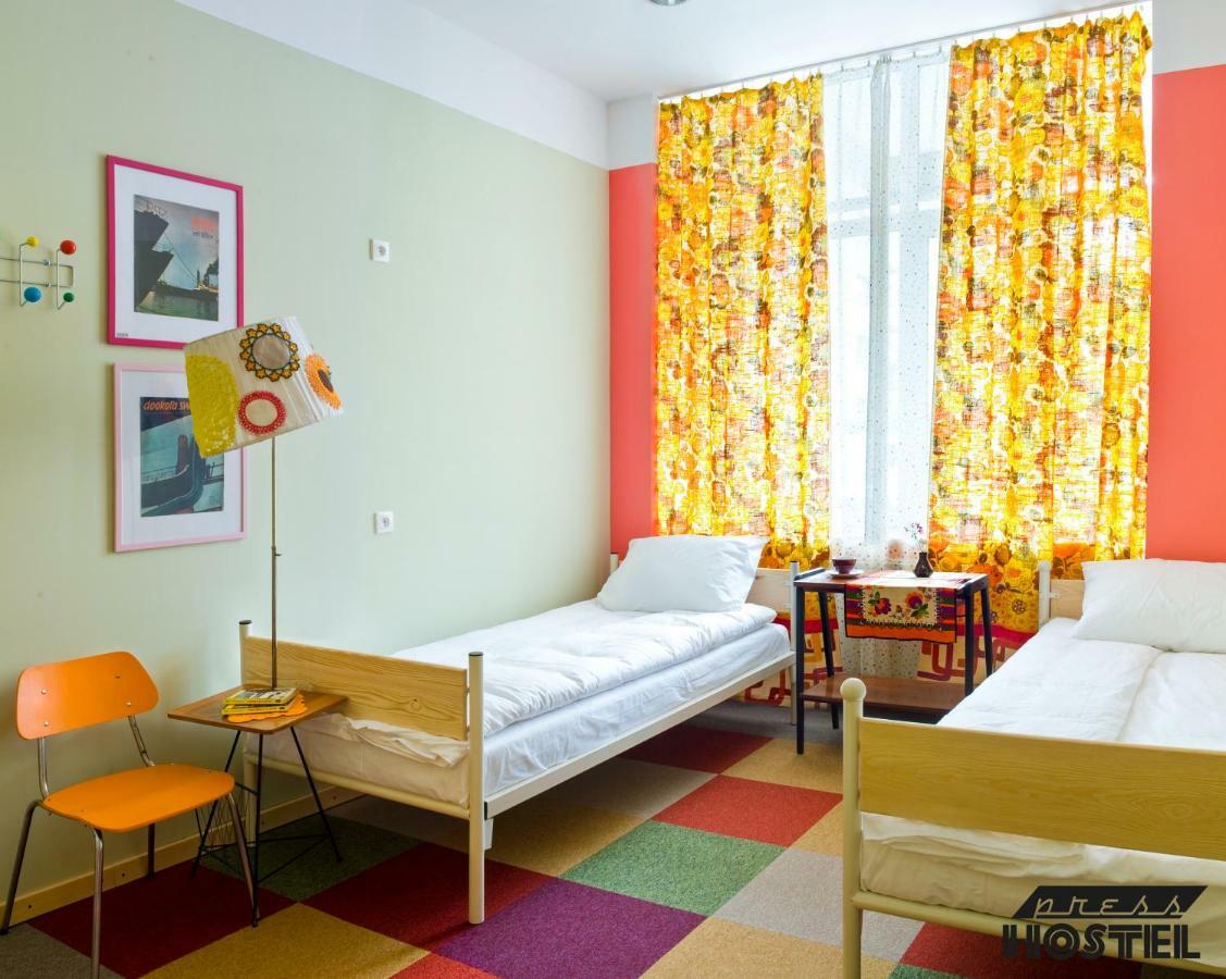 Press Hostel Варшава Екстериор снимка