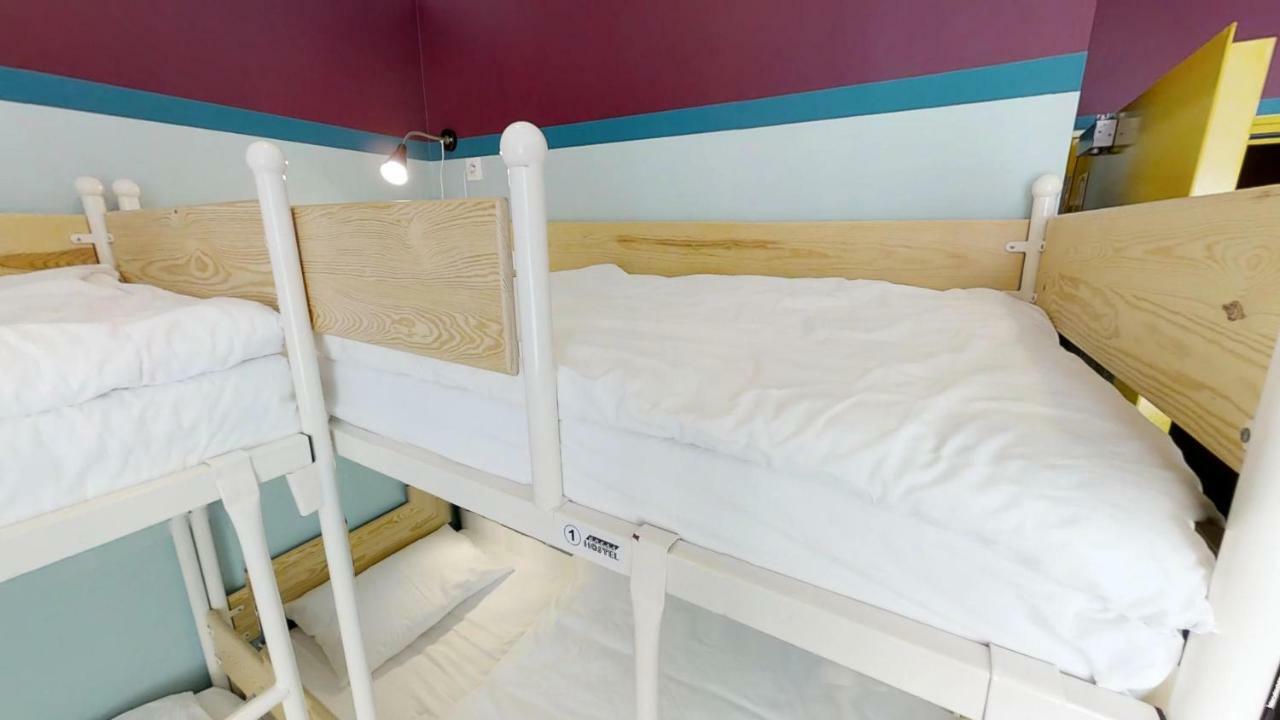 Press Hostel Варшава Екстериор снимка