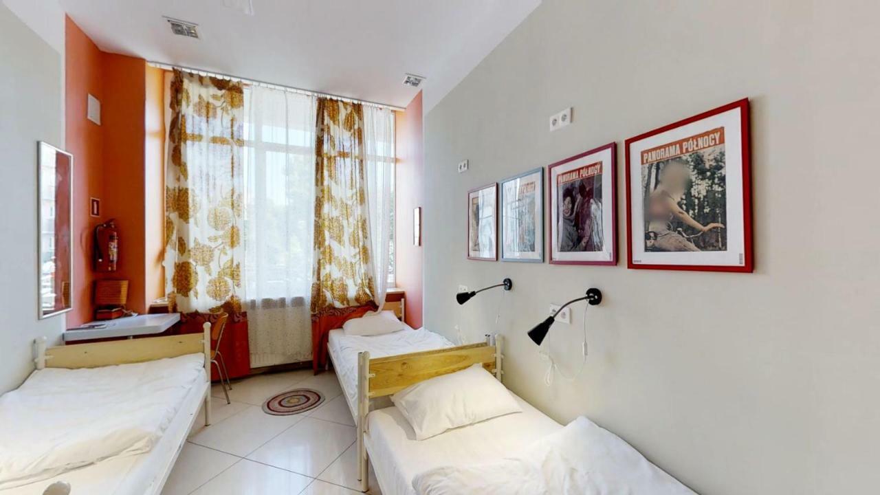 Press Hostel Варшава Екстериор снимка