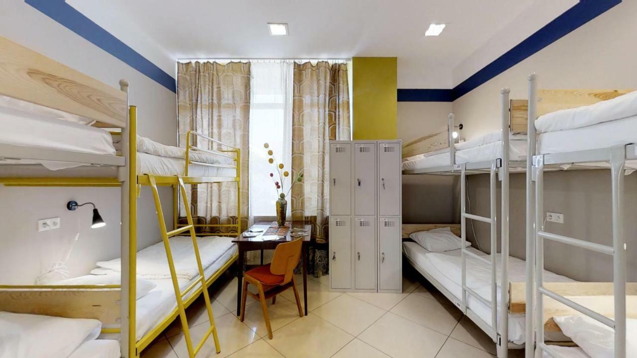 Press Hostel Варшава Екстериор снимка
