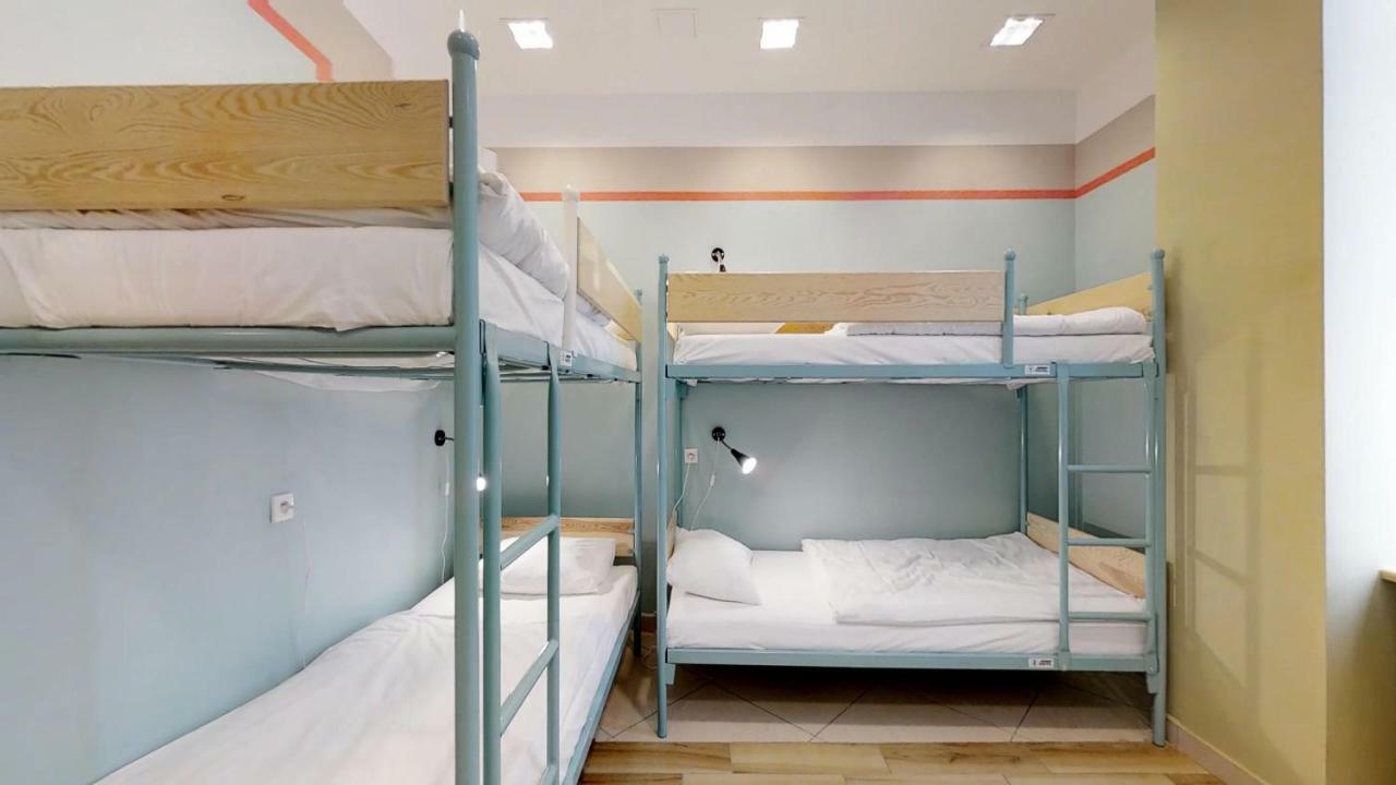 Press Hostel Варшава Екстериор снимка