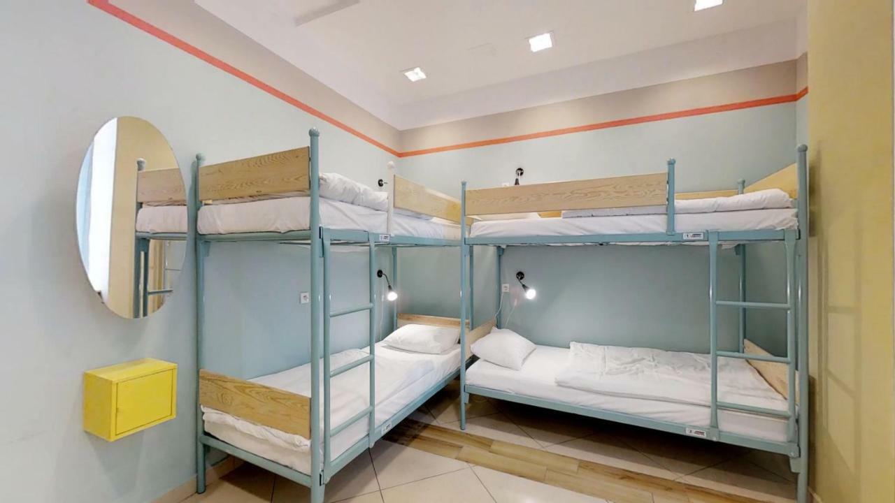 Press Hostel Варшава Екстериор снимка